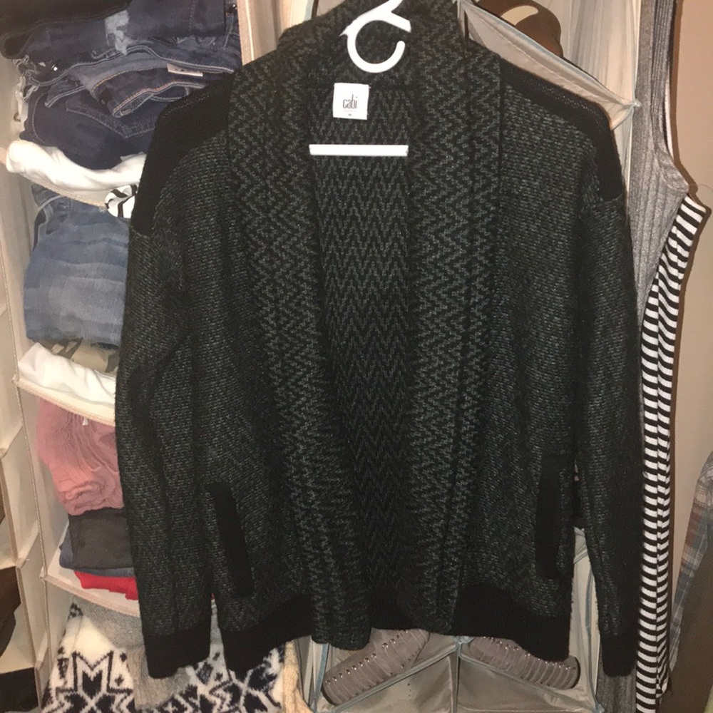 CAbi fireside sweater EUC size xs